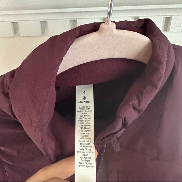 Lululemon Down For It All Vest Dark Adobe size 4 - Picture 3 of 9